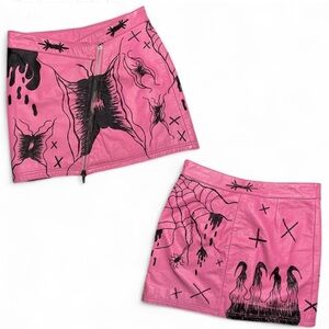 Edgy Pink Graphic Mini Skirt genuine leather brand new